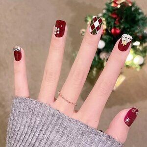 24pcs Short Square Christmas Decor Pressed-on Nails